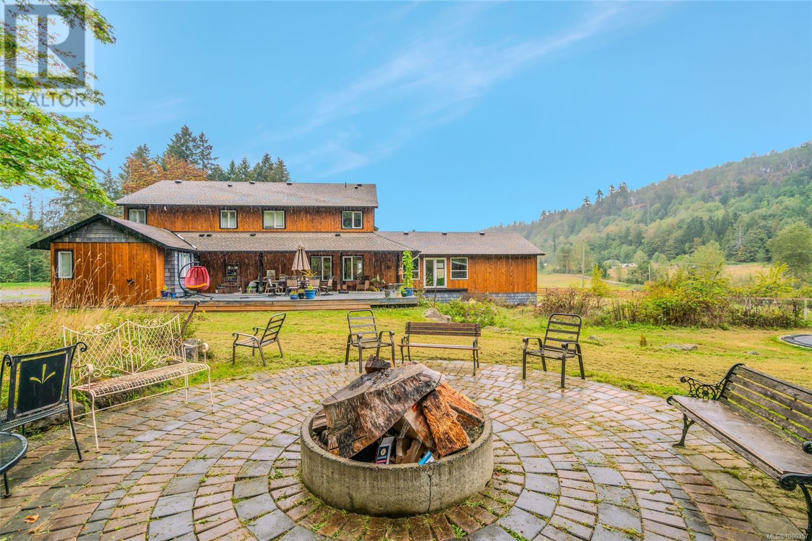 Photo 17 of 1675 Kelsie Rd, Nanaimo BC