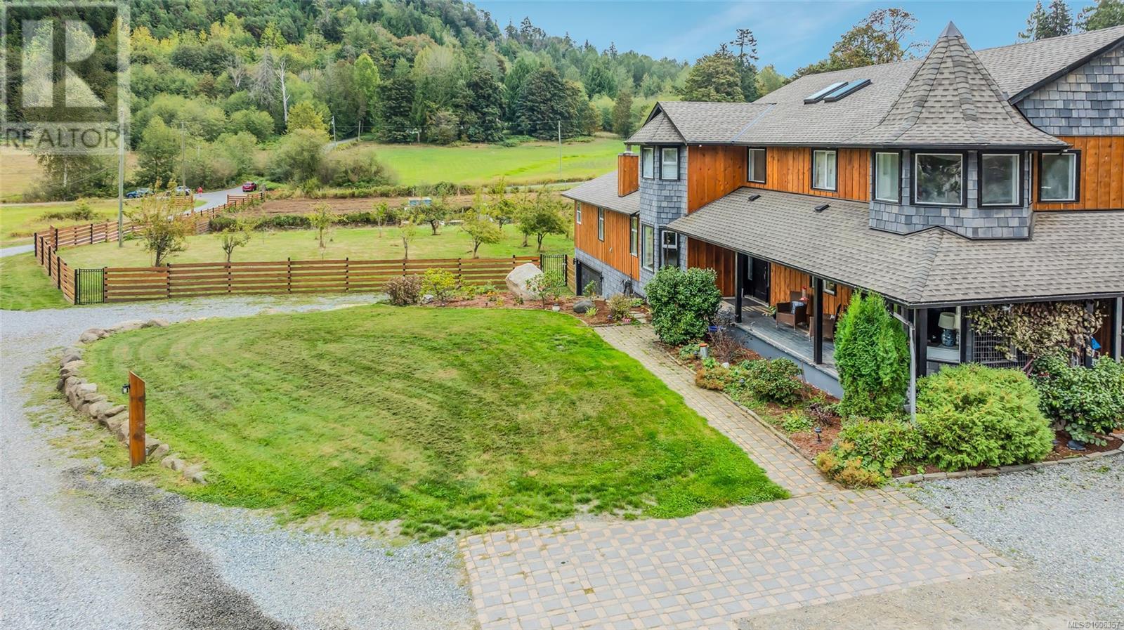 Photo 20 of 1675 Kelsie Rd, Nanaimo BC