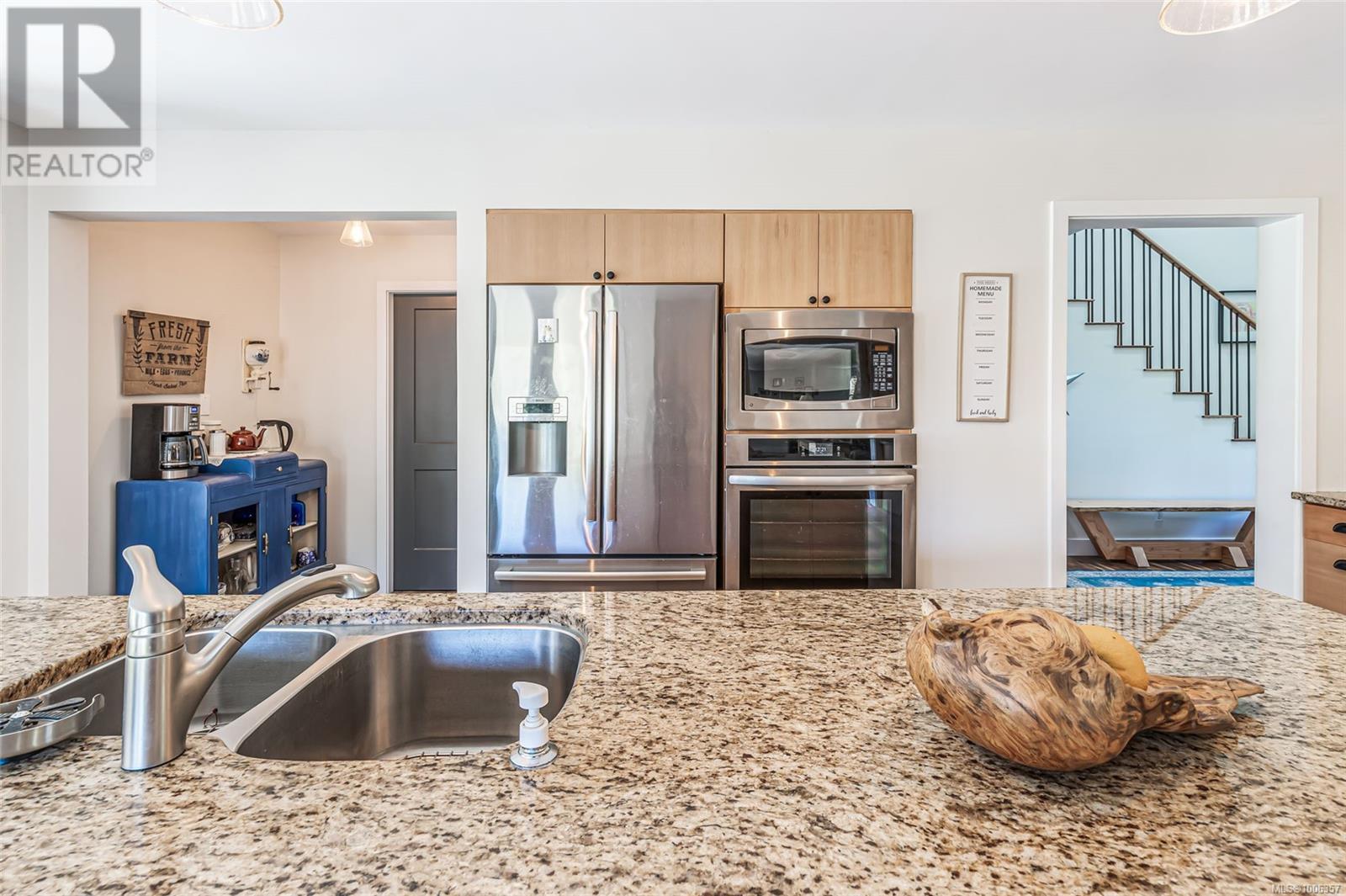 Photo 6 of 1675 Kelsie Rd, Nanaimo BC