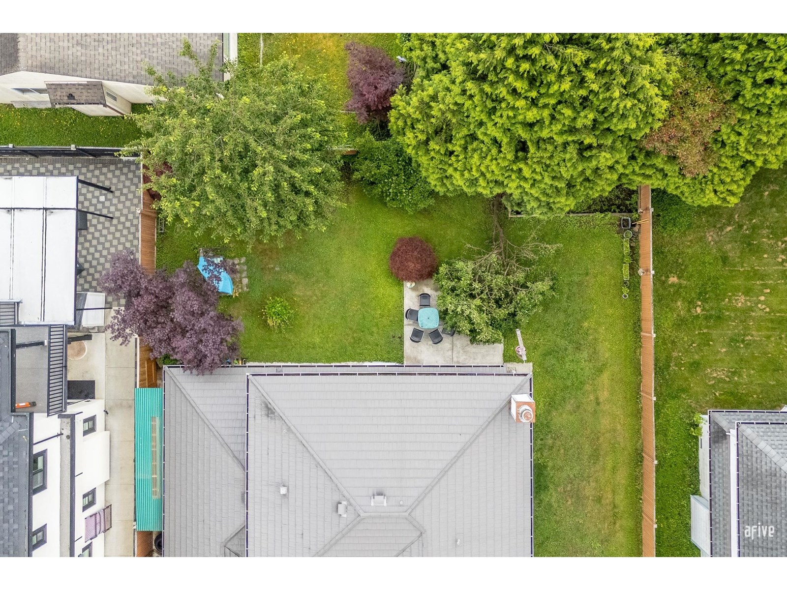 Photo 10 of 6480 138 Street, Surrey BC