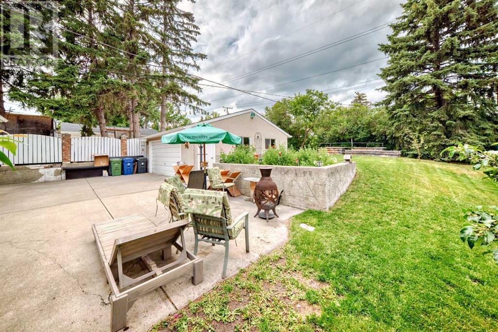 Photo 40 of 1004 Hunterston Hill Nw, Calgary AB