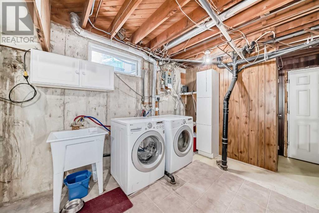 Photo 29 of 1004 Hunterston Hill Nw, Calgary AB