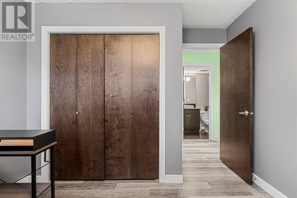 Single Family House for Sale in   Mission Road SW Parkhill Calgary 