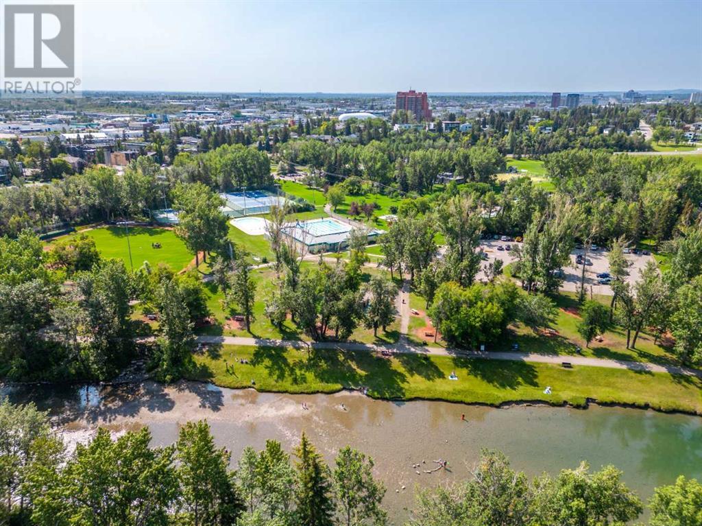 Single Family House for Sale in   Mission Road SW Parkhill Calgary 
