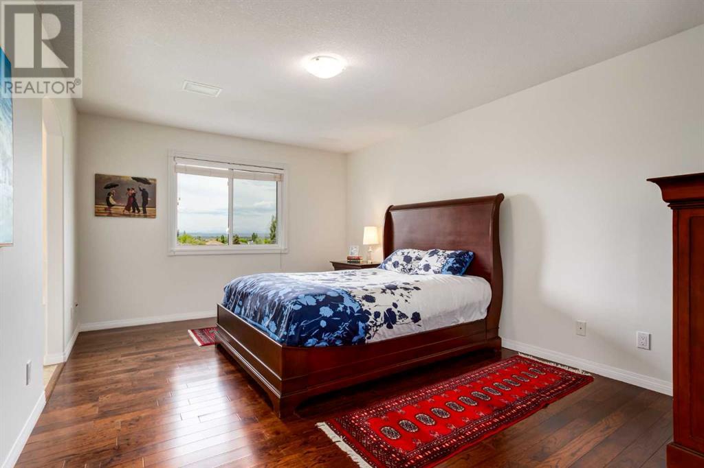 Single Family House for Sale in  Douglasdale Boulevard SE Douglasdale/Glen Calgary 