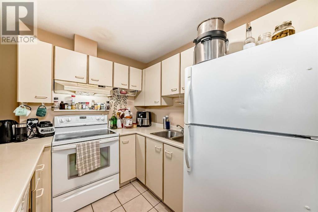 Single Family House for Sale in   Edenwold Heights NW Edgemont Calgary 