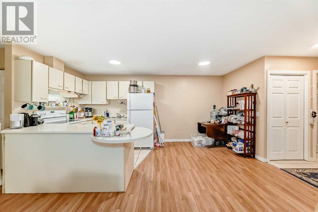 Single Family House for Sale in   Edenwold Heights NW Edgemont Calgary 