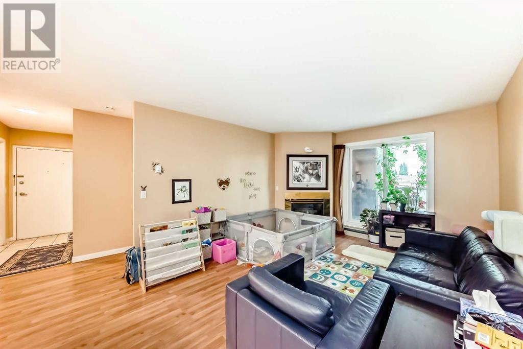 Single Family House for Sale in   Edenwold Heights NW Edgemont Calgary 