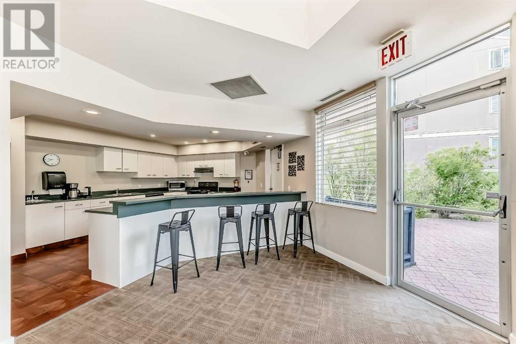 Single Family House for Sale in   Edenwold Heights NW Edgemont Calgary 