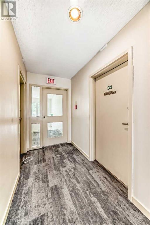 Single Family House for Sale in   Edenwold Heights NW Edgemont Calgary 