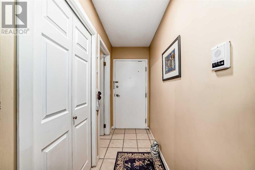 Single Family House for Sale in   Edenwold Heights NW Edgemont Calgary 