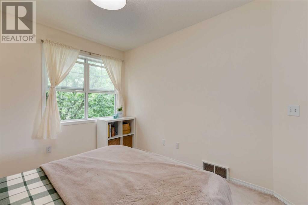 Single Family House for Sale in  Tuscany Springs Circle NW Tuscany Calgary 
