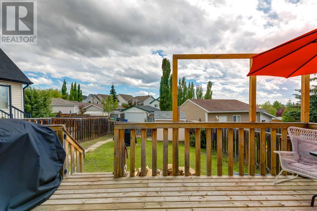 Single Family House for Sale in  Tuscany Springs Circle NW Tuscany Calgary 