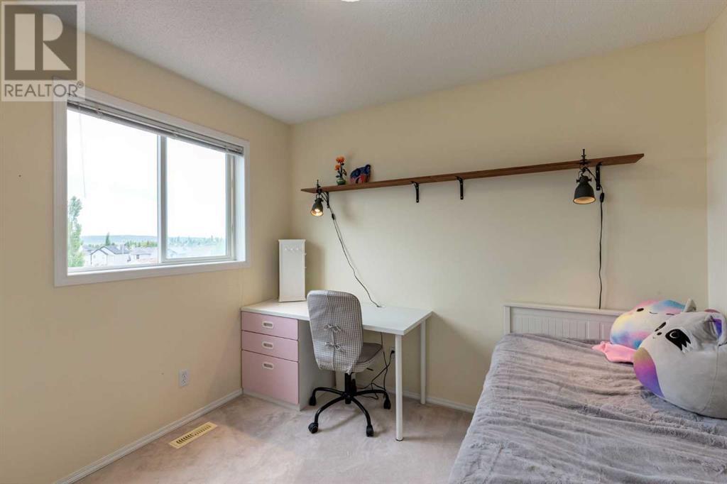 Single Family House for Sale in  Tuscany Springs Circle NW Tuscany Calgary 