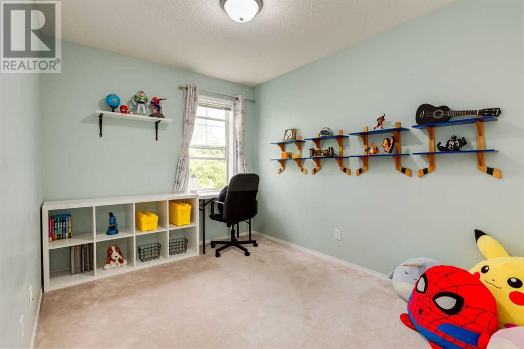 Single Family House for Sale in  Tuscany Springs Circle NW Tuscany Calgary 