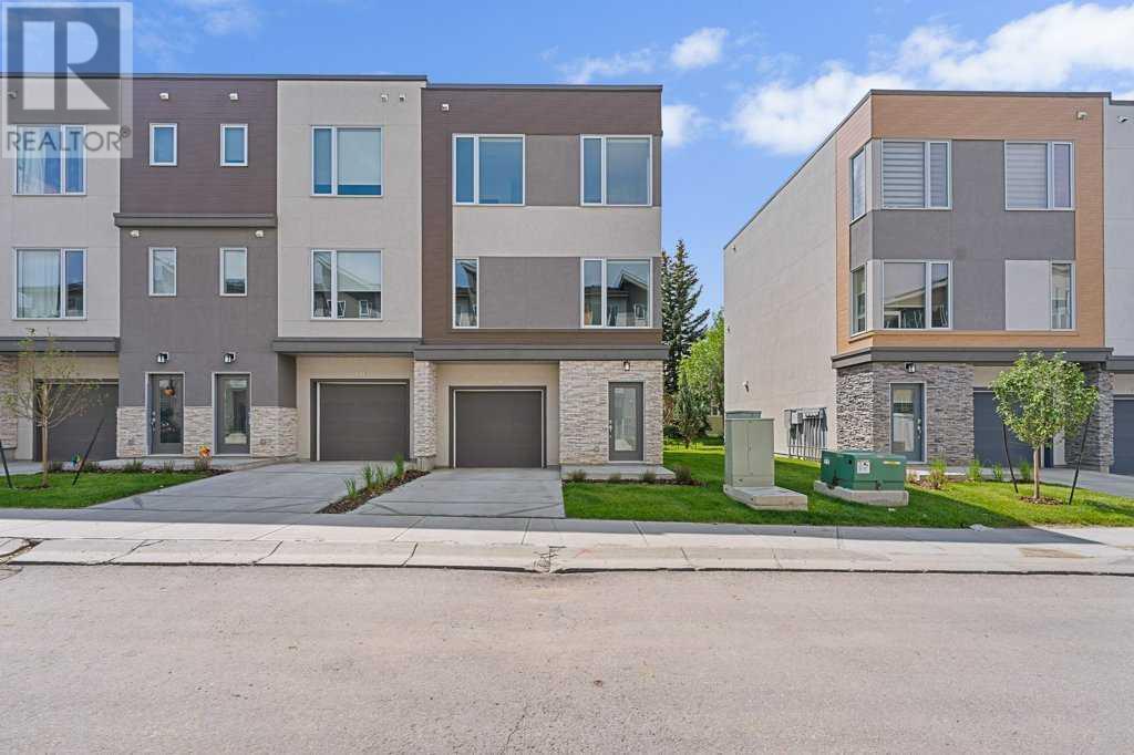 436 Shawnee Square SW, Calgary, Alberta