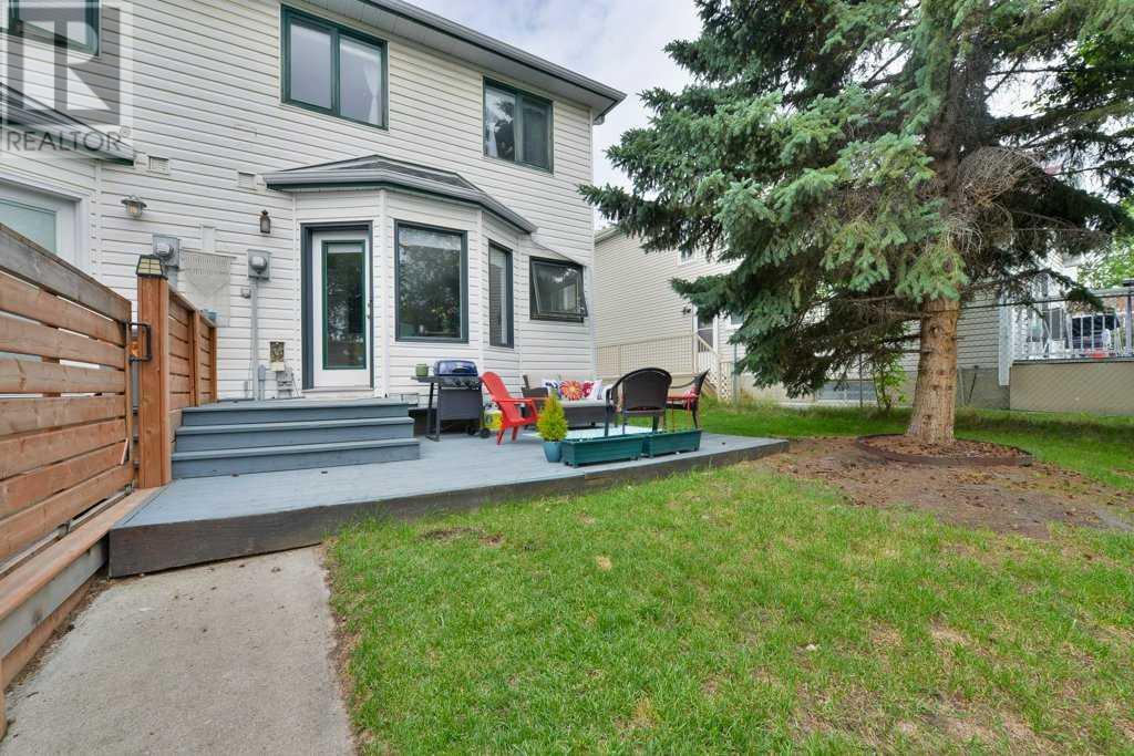 Single Family House for Sale in  Sierra Morena Road SW Signal Hill Calgary 