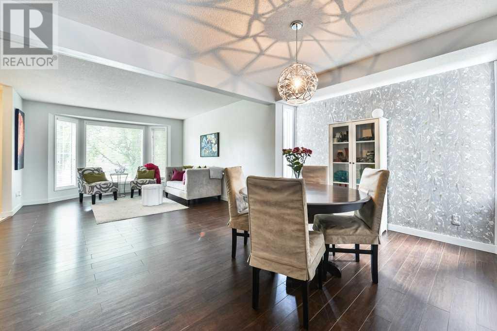 Single Family House for Sale in  Sierra Morena Road SW Signal Hill Calgary 