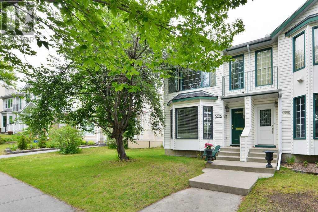Single Family House for Sale in  Sierra Morena Road SW Signal Hill Calgary 