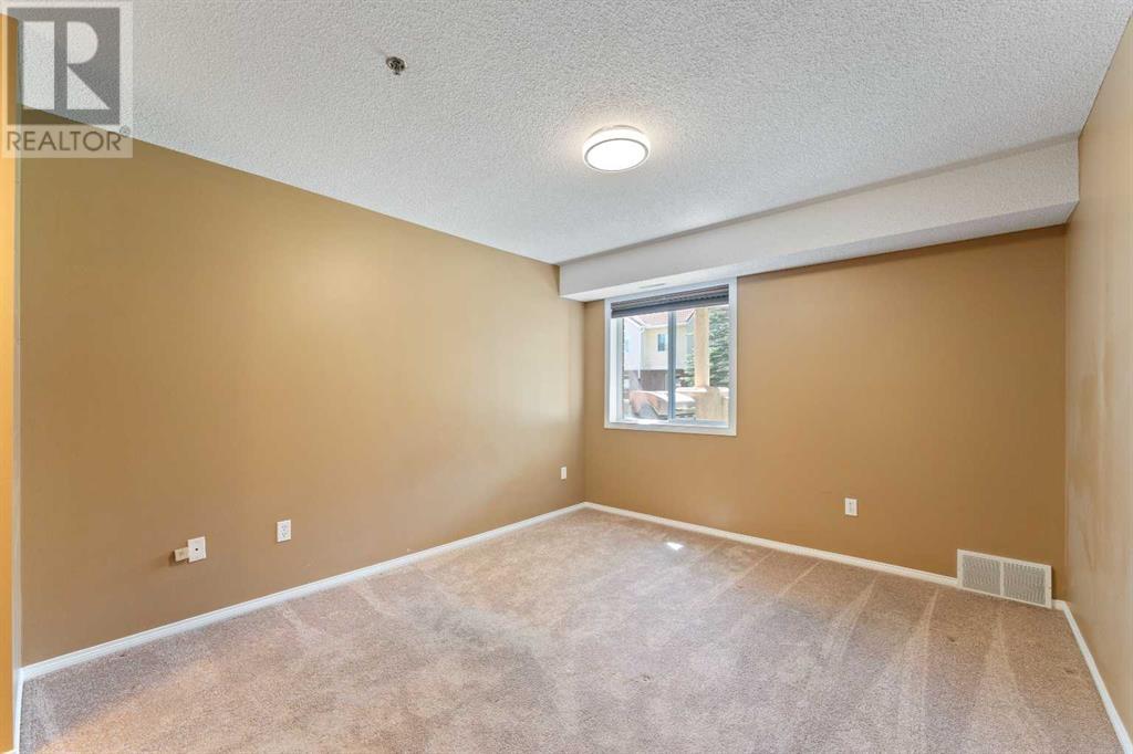 Single Family House for Sale in   Simcoe Boulevard SW Signal Hill Calgary 