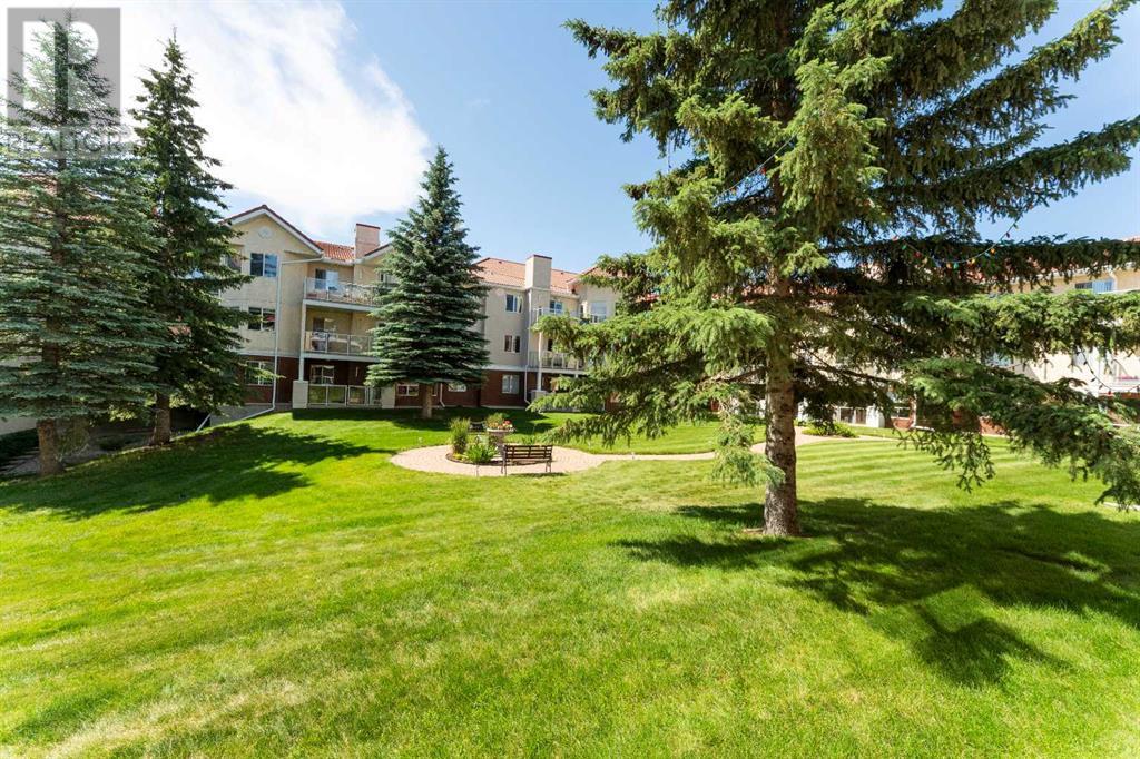 Single Family House for Sale in   Simcoe Boulevard SW Signal Hill Calgary 