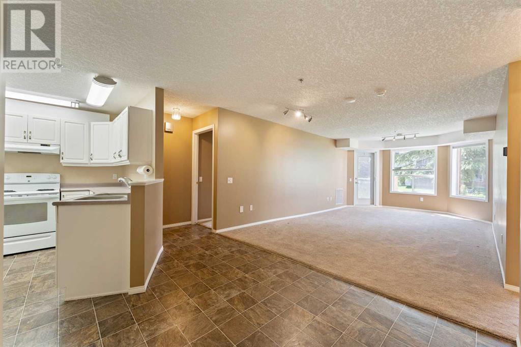 Single Family House for Sale in   Simcoe Boulevard SW Signal Hill Calgary 