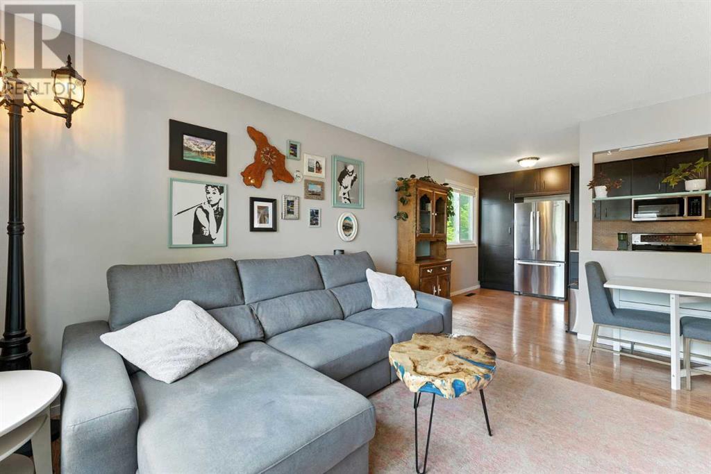Single Family House Bungalow for Sale in   Street SE Dover Calgary 