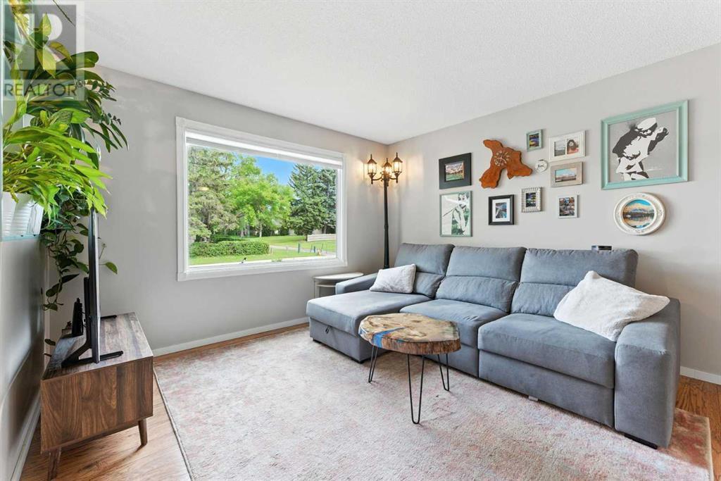 Single Family House Bungalow for Sale in   Street SE Dover Calgary 