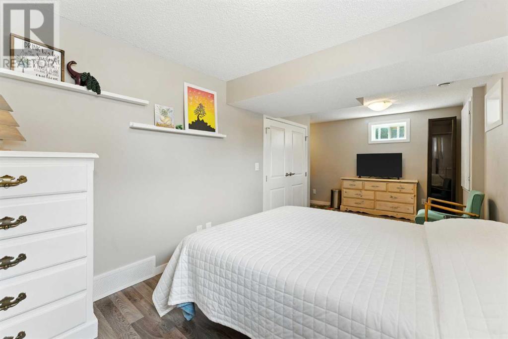 Single Family House Bungalow for Sale in   Street SE Dover Calgary 