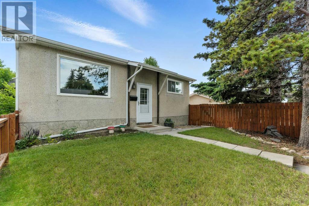 3111 33 Street SE, Calgary, Alberta