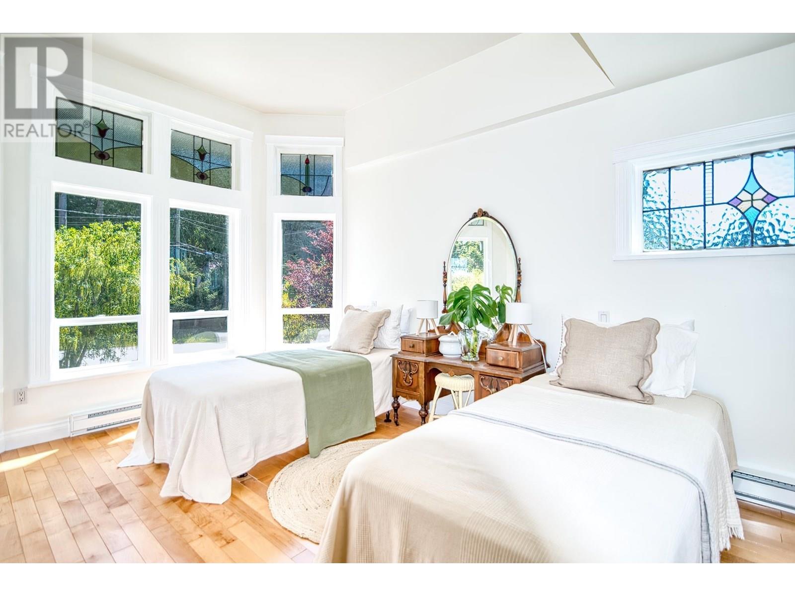 1377 MARLENE ROAD, Roberts Creek
