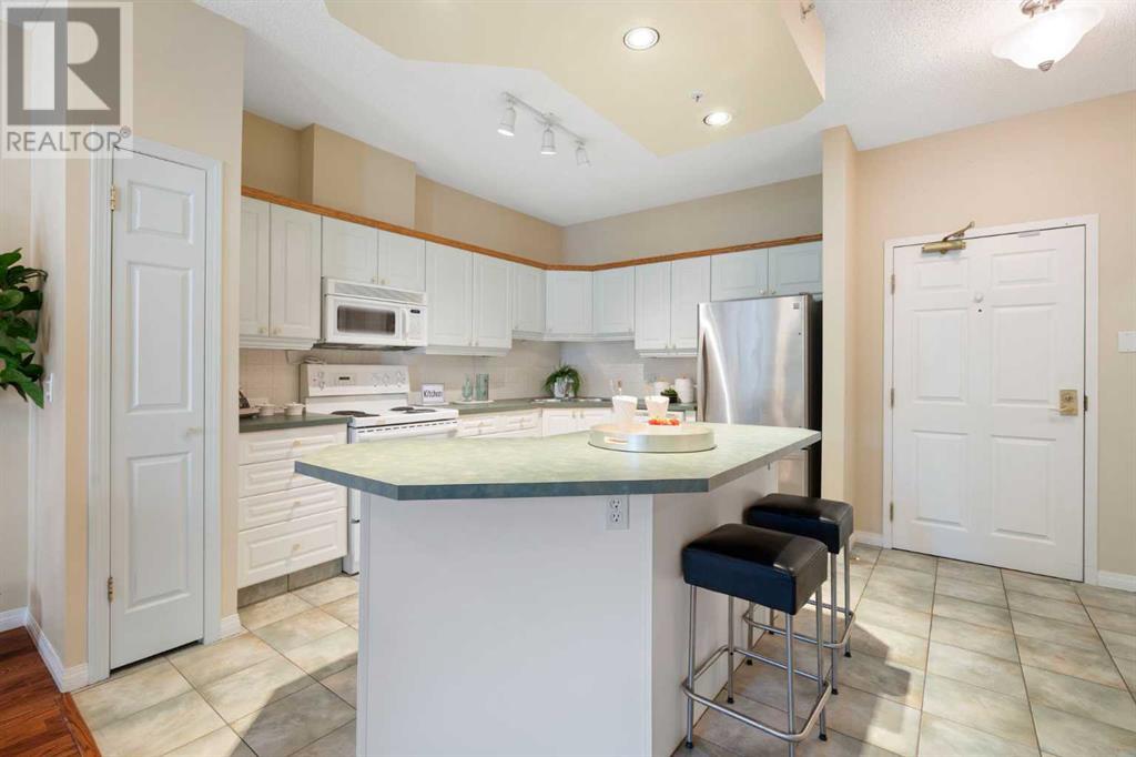 Single Family House for Sale in   Dalhousie Drive NW Dalhousie Calgary 