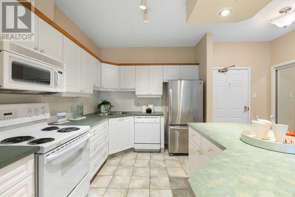 Single Family House for Sale in   Dalhousie Drive NW Dalhousie Calgary 