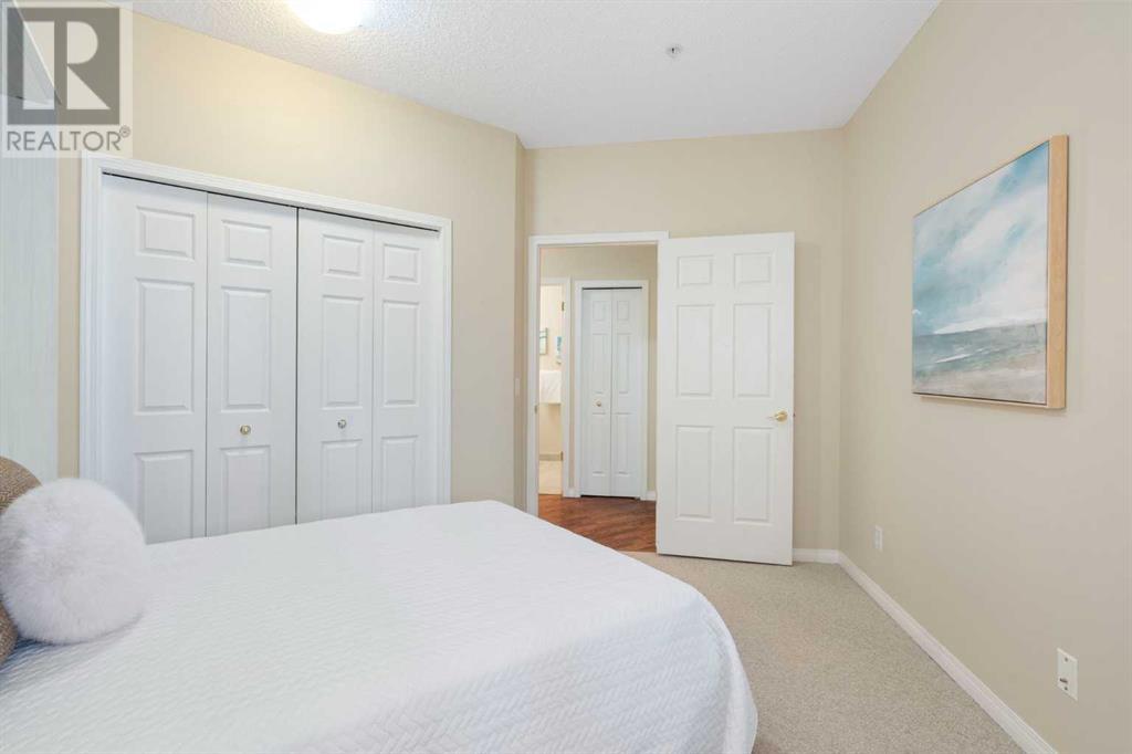 Single Family House for Sale in   Dalhousie Drive NW Dalhousie Calgary 