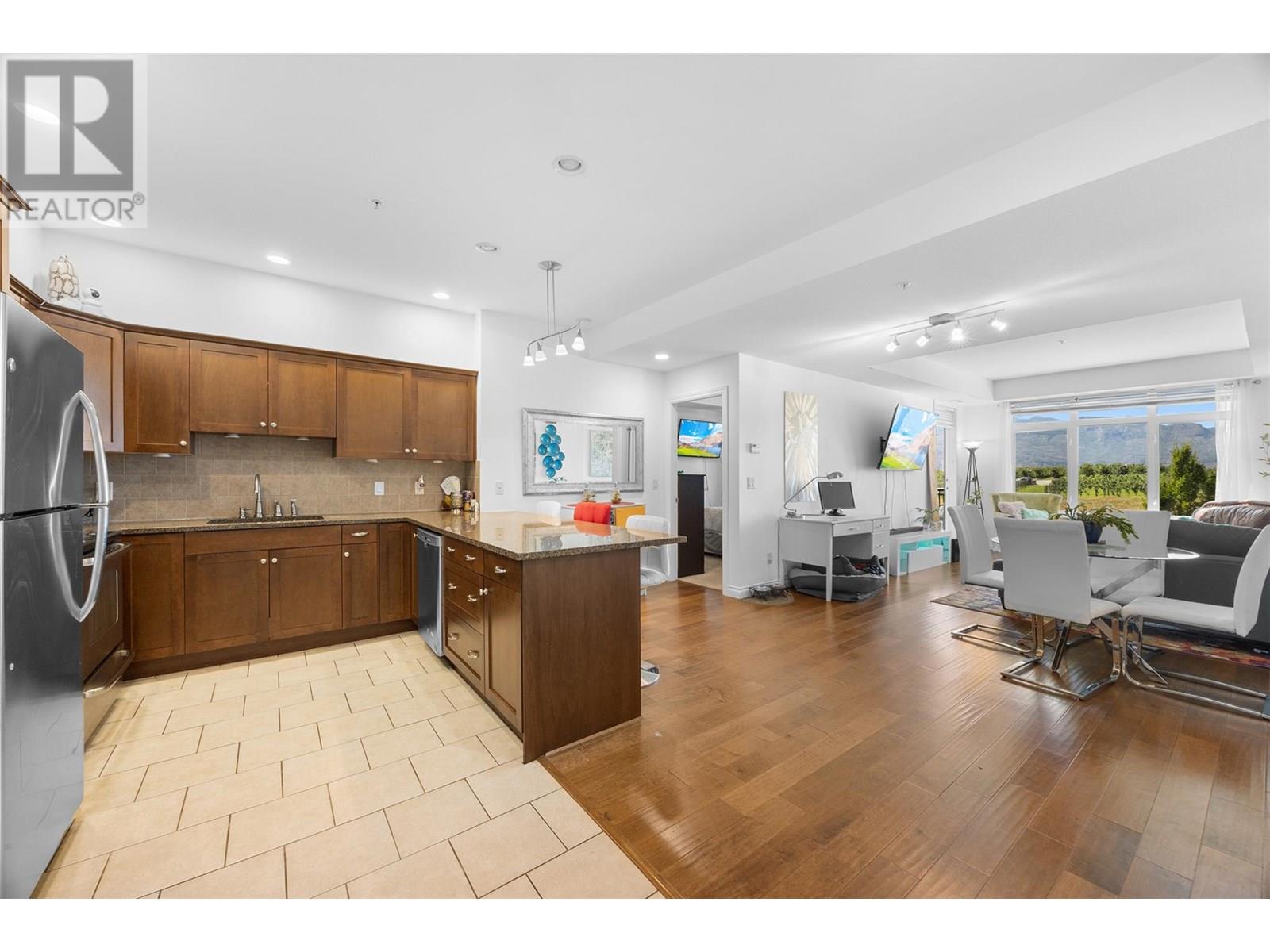 4304 3842 Old Okanagan Highway, West Kelowna