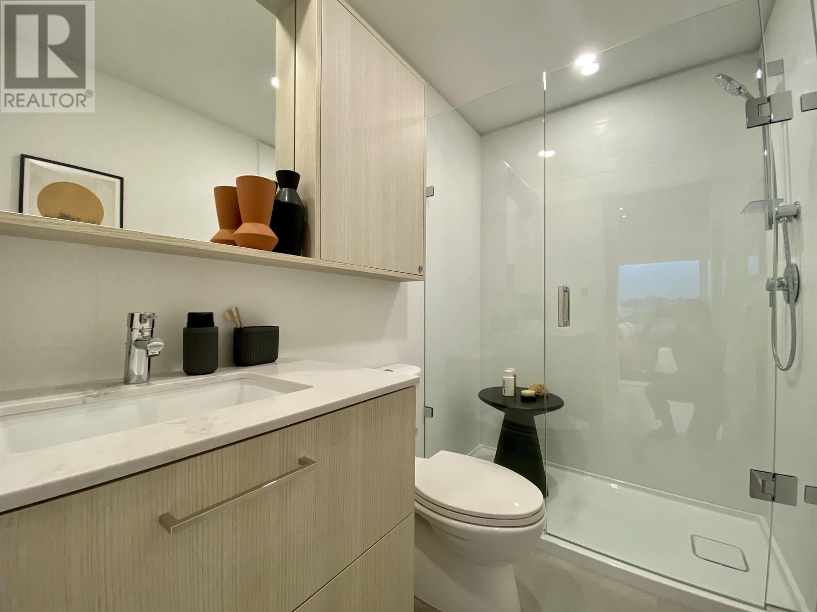Photo 17 of 2700 Kingsway, Vancouver BC