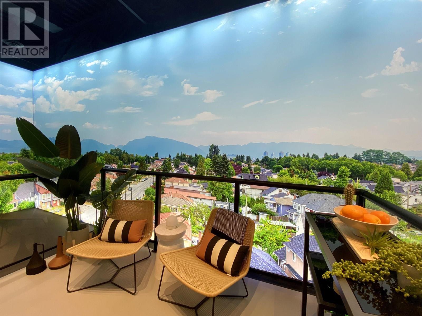 Photo 7 of 2700 Kingsway, Vancouver BC