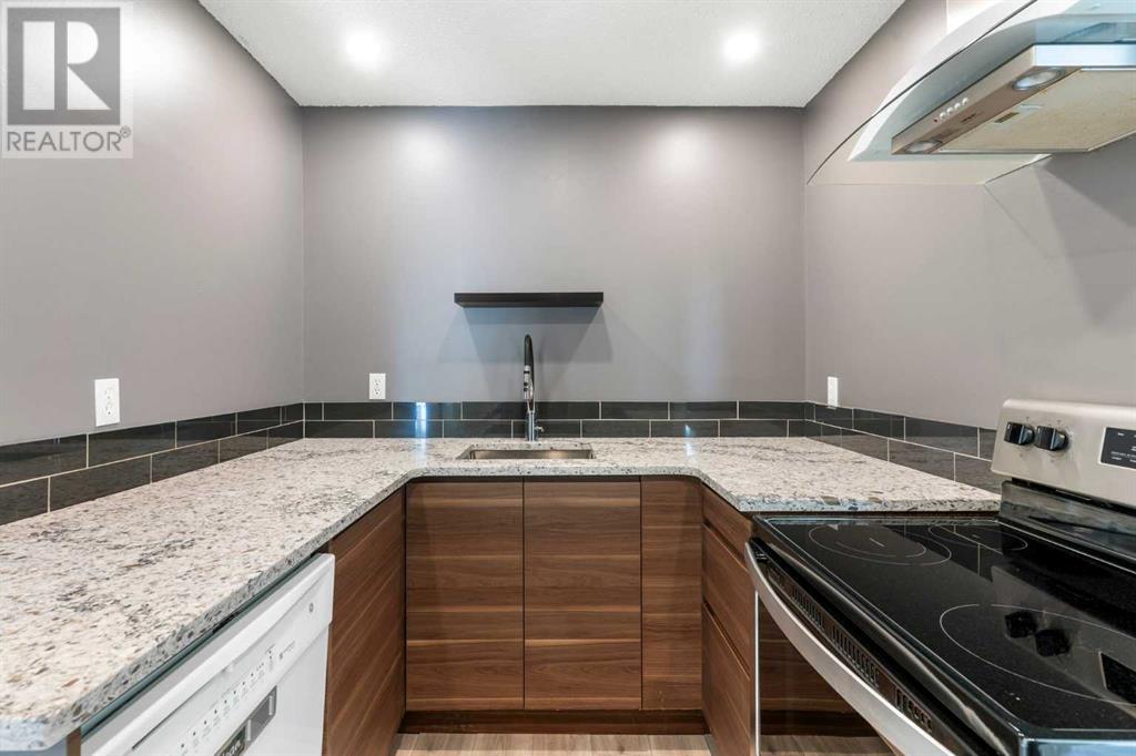 Single Family House for Sale in   Glamis Drive SW Glamorgan Calgary 