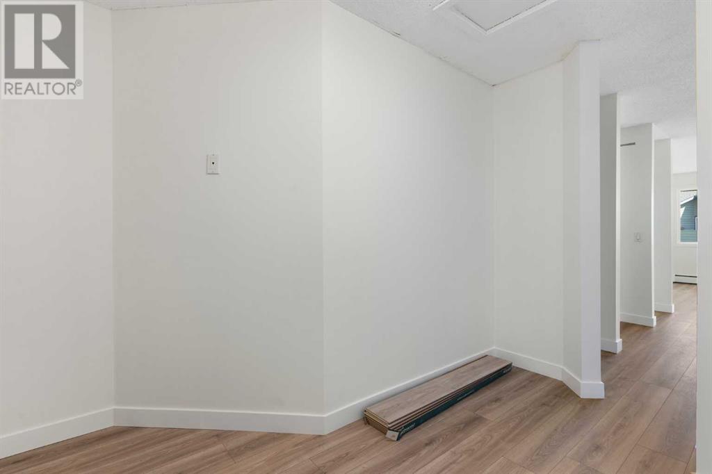 Single Family House for Sale in   Glamis Drive SW Glamorgan Calgary 