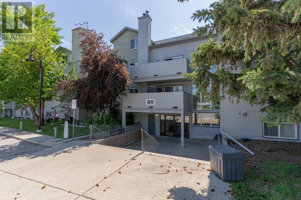 Single Family House for Sale in   Glamis Drive SW Glamorgan Calgary 