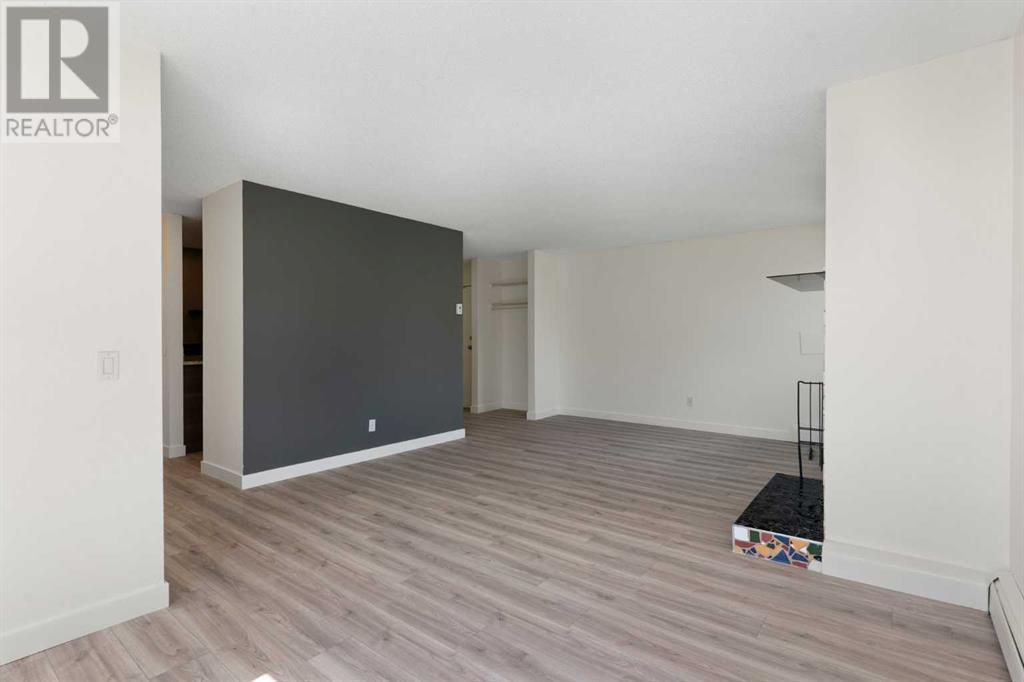 Single Family House for Sale in   Glamis Drive SW Glamorgan Calgary 