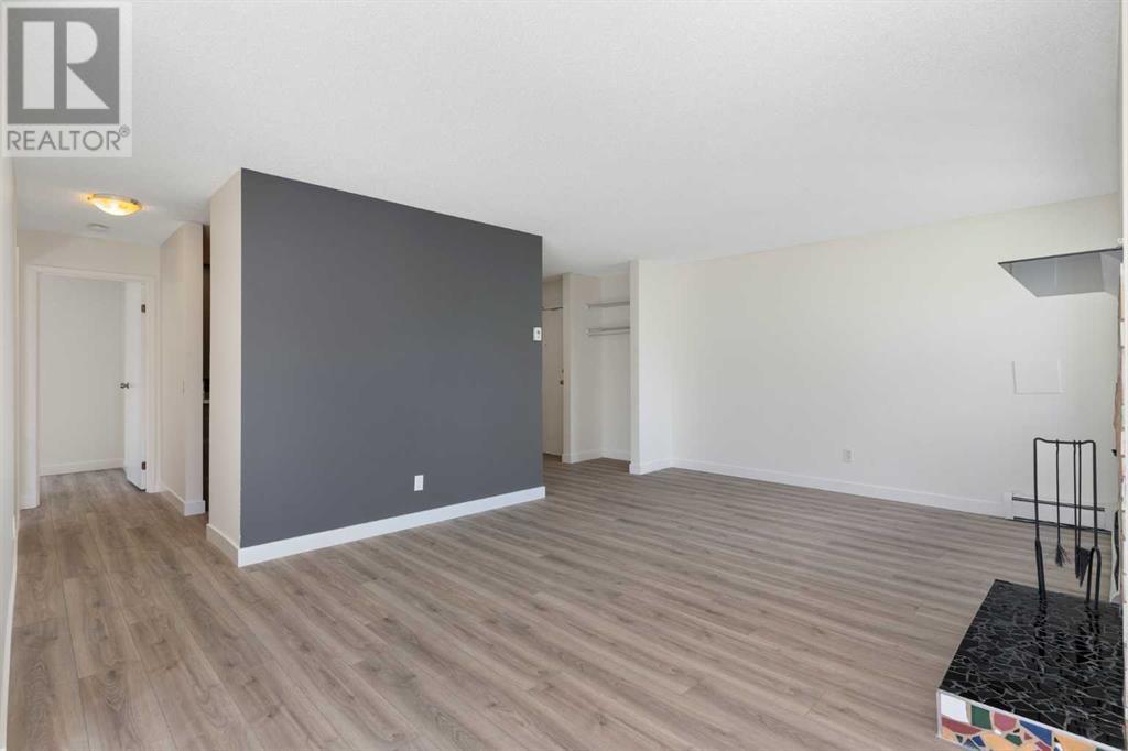 Single Family House for Sale in   Glamis Drive SW Glamorgan Calgary 