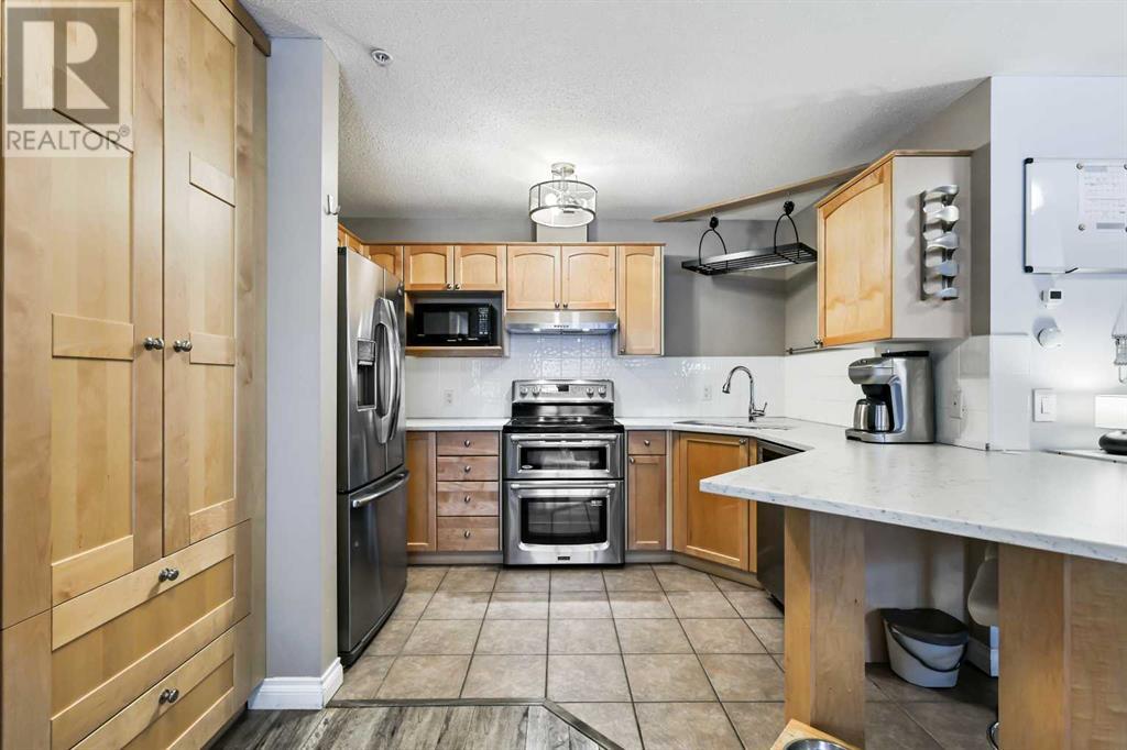 Single Family House for Sale in    Avenue SW South Calgary Calgary 