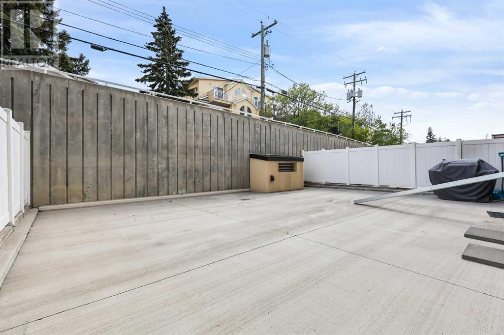 Single Family House for Sale in    Avenue SW South Calgary Calgary 