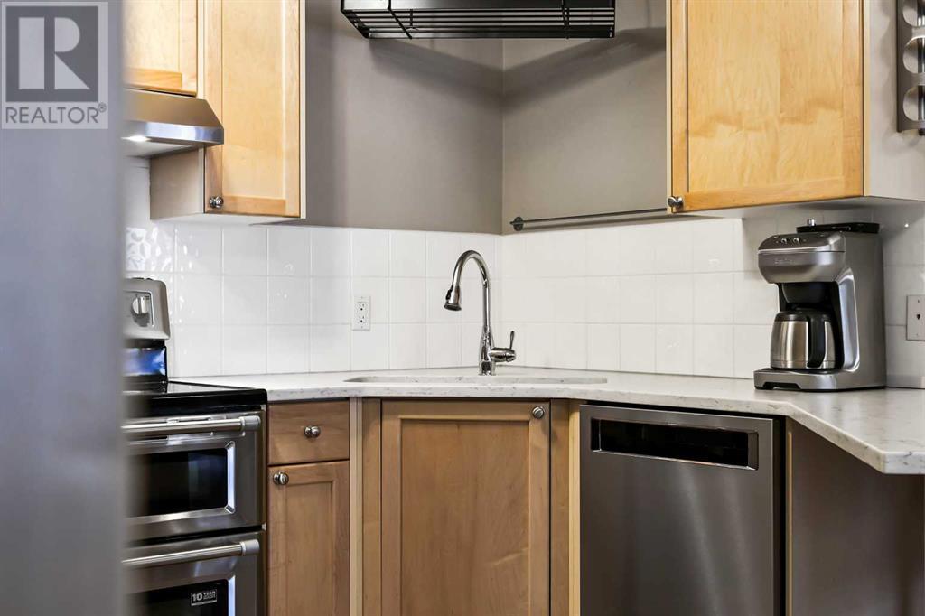 Single Family House for Sale in    Avenue SW South Calgary Calgary 