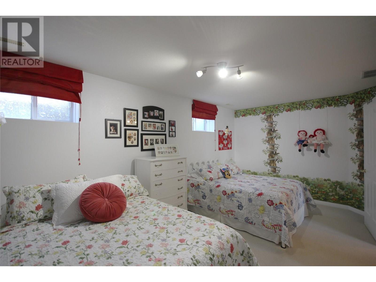  1608 Holden Road, Penticton