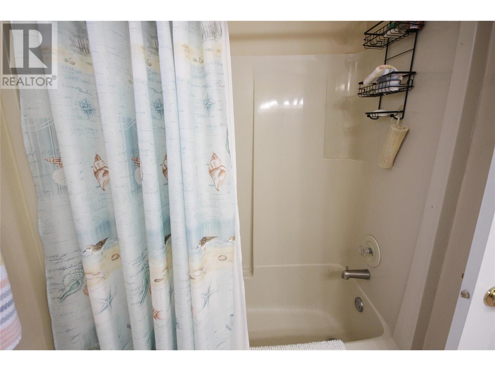  1608 Holden Road, Penticton