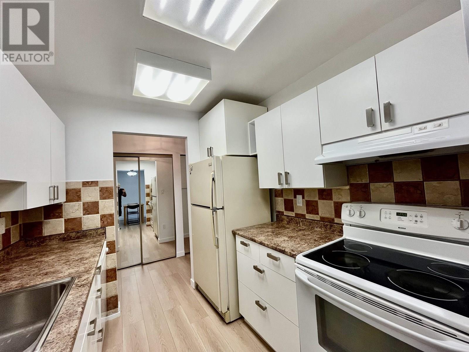 Photo 6 of 242 7471 Minoru Boulevard, Richmond BC