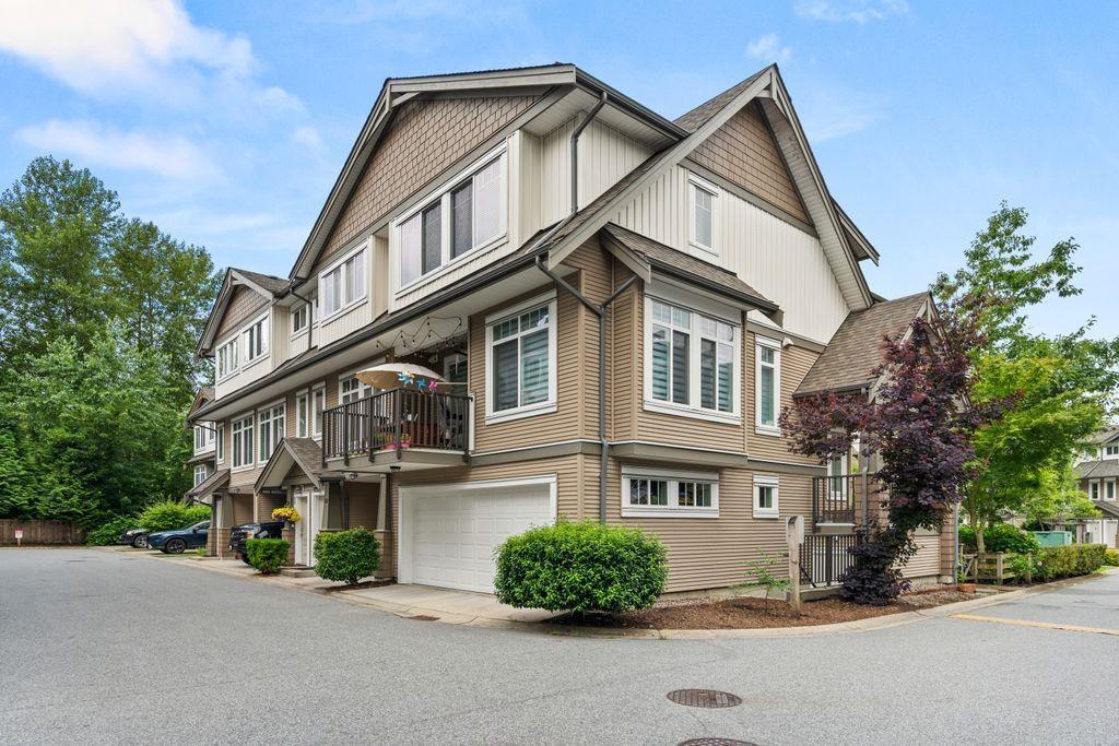 Photo 4 of 28 8250 209 B Street, Langley BC