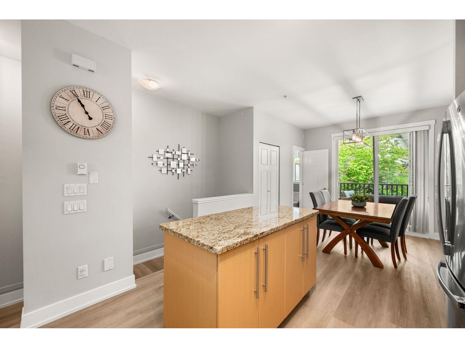 Photo 10 of 28 8250 209 B Street, Langley BC